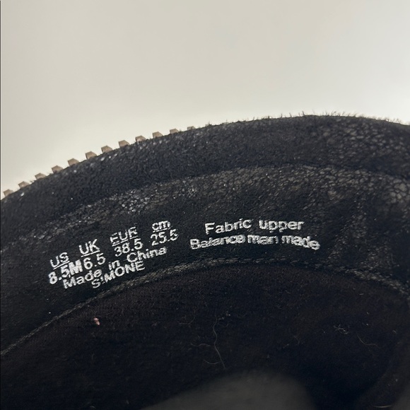 Carlos Santana Black Lace-Up Women’s Boots - Picture 8 of 8